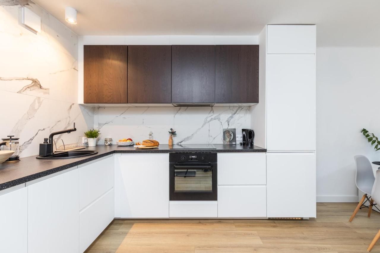 Apartmán Superapart Jana Pawla II 26 Varšava Exteriér fotografie
